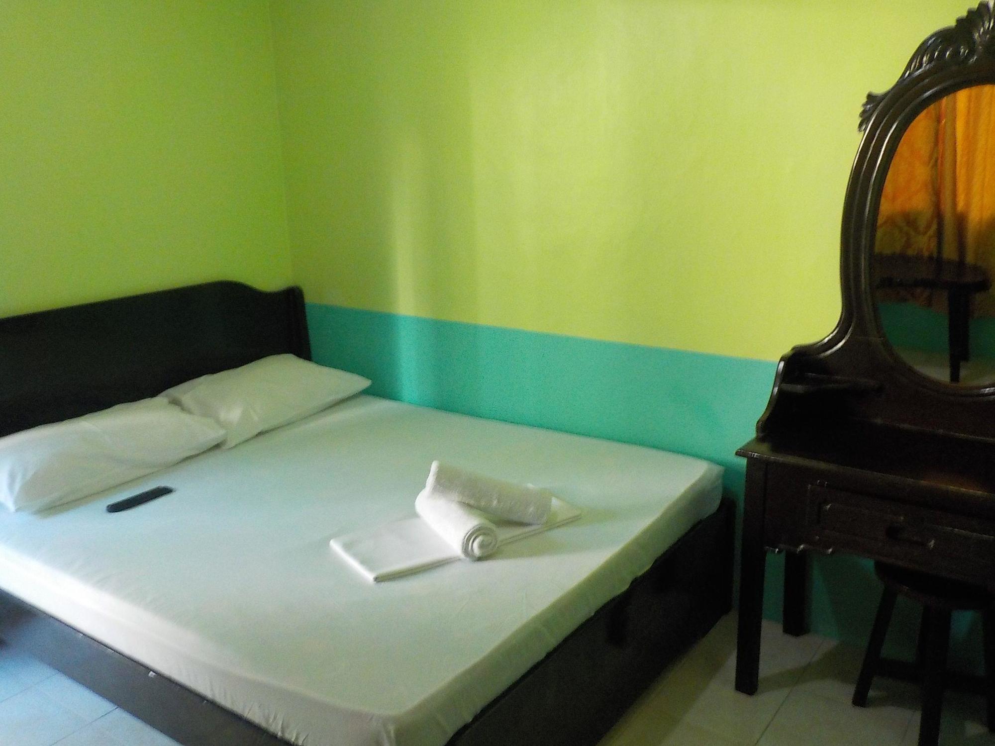 Ilicitos Resort Boracay Balabag  Kültér fotó